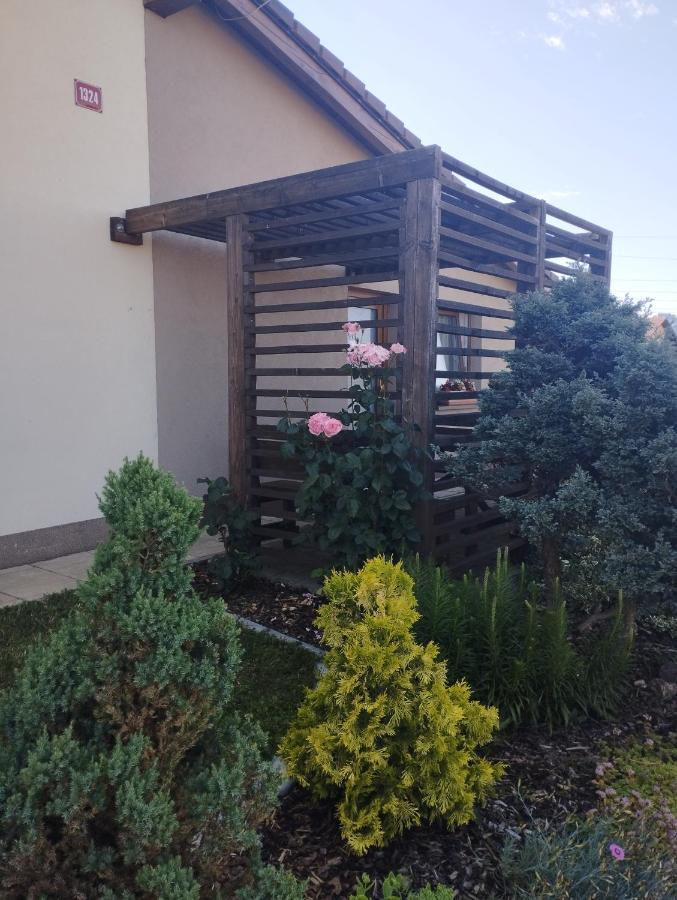 Apartmany Audy 2 Mníšek pod Brdy エクステリア 写真
